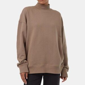 tentree women’s oversized loose-fit mockneck fleece sweatshirt in a tan/brown